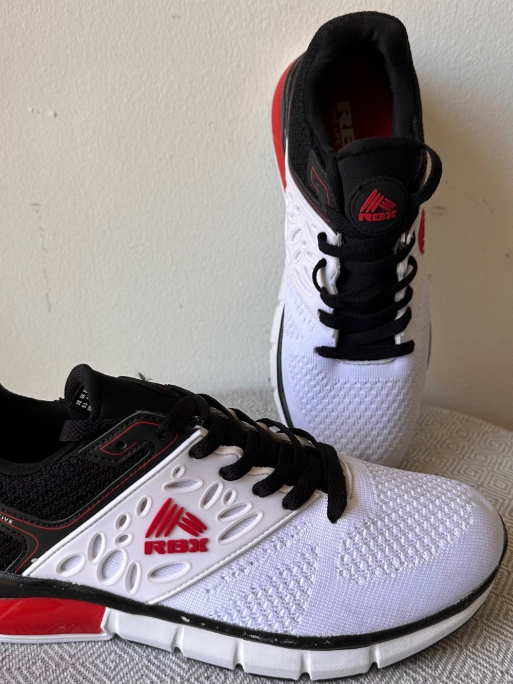 RBX Athletic Running Shoes Men's US 9.5 White Black Red Lightweight Sneakers